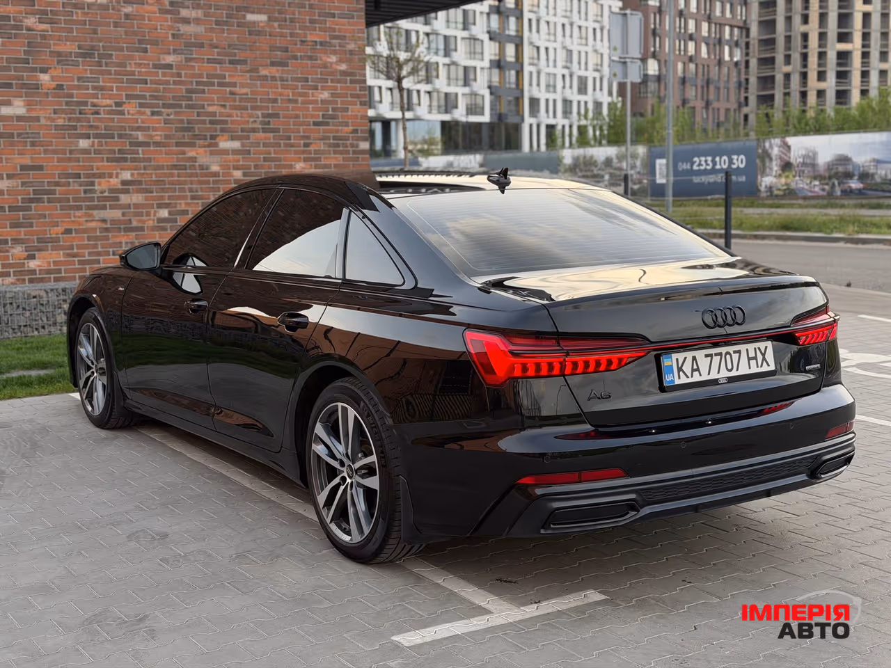 Audi A6 - фото 7