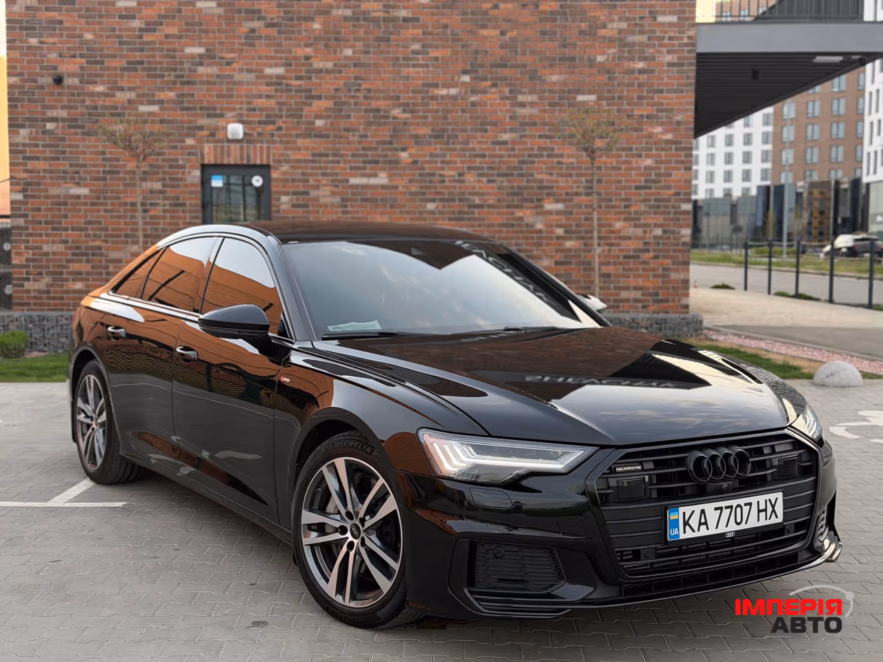 Audi A6 - фото 1