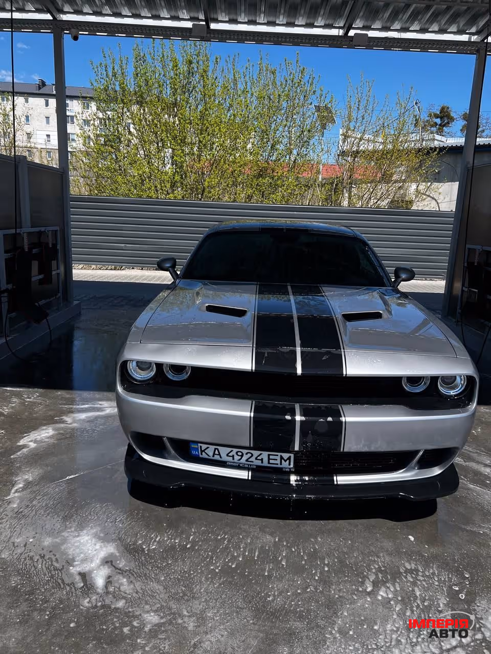 Dodge Challenger - фото 1