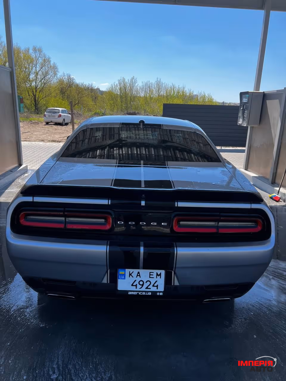 Dodge Challenger - фото 6