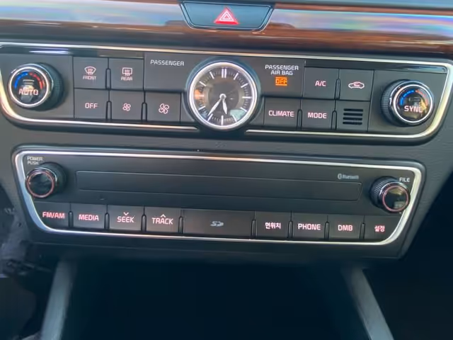 Kia K7 - фото 5