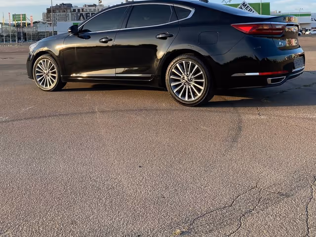 Kia K7 - фото 2