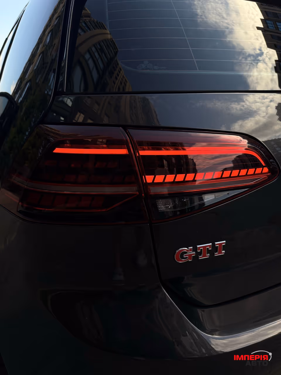 Volkswagen Golf GTI - фото 5