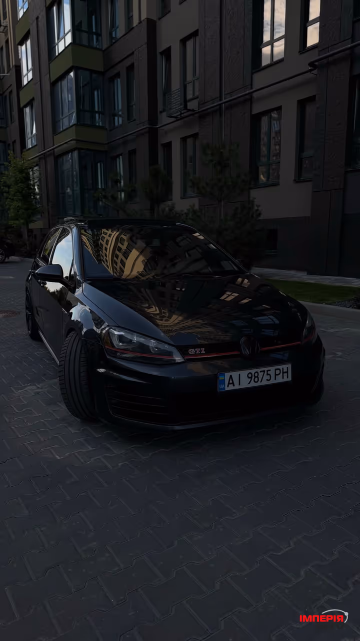 Volkswagen Golf GTI - фото 1