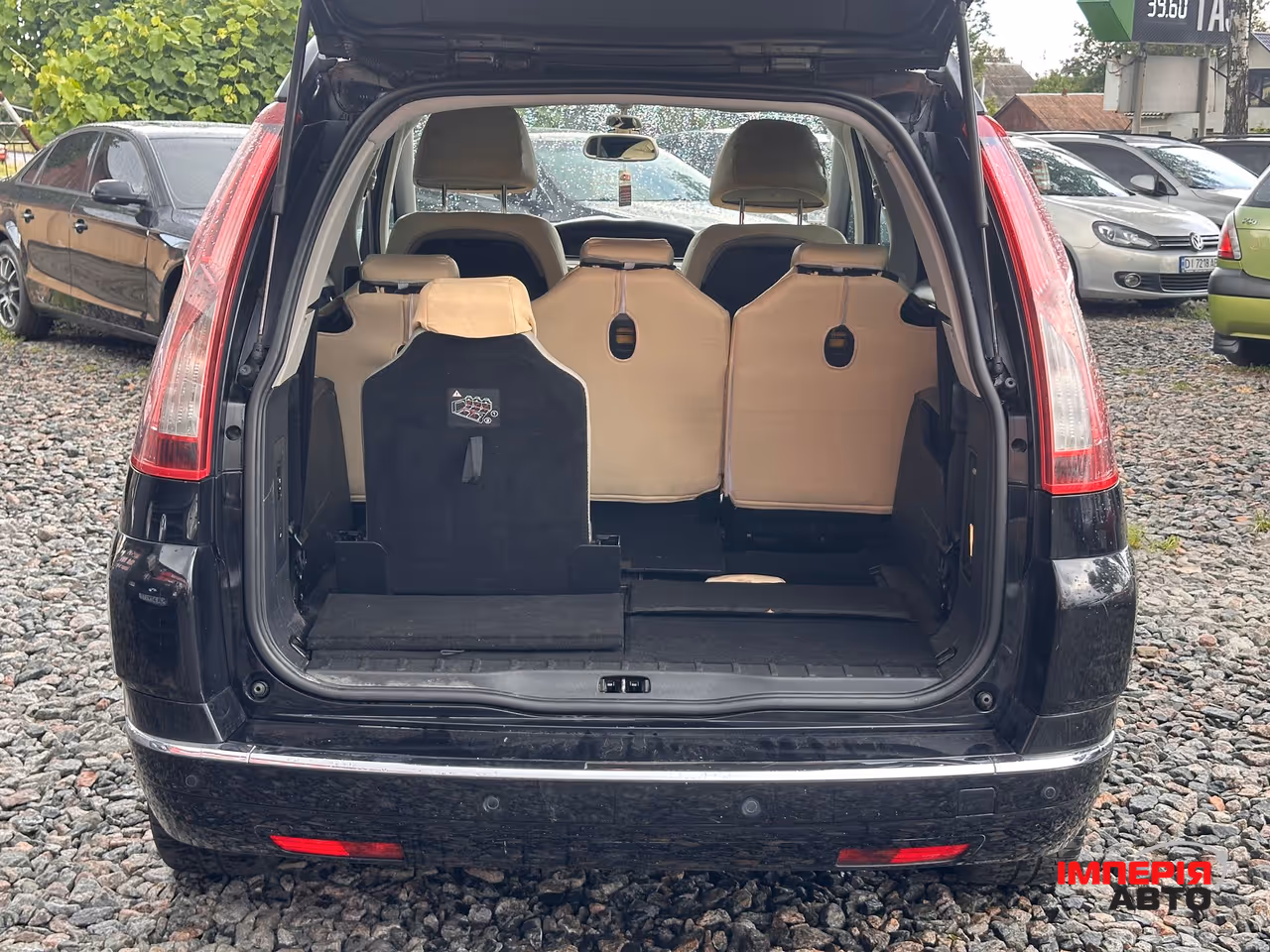 Citroen C4 Picasso - фото 9