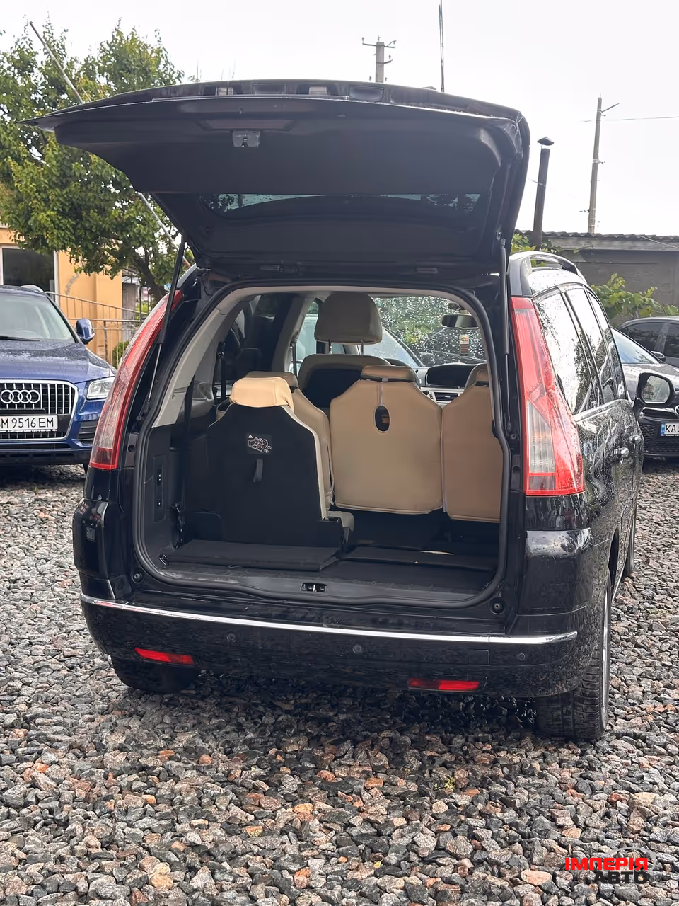 Citroen C4 Picasso - фото 12