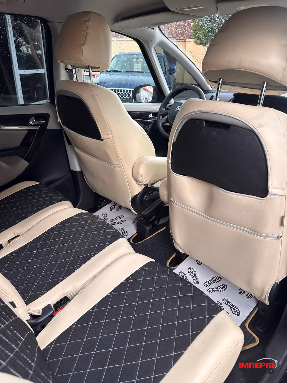 Citroen C4 Picasso - фото 8