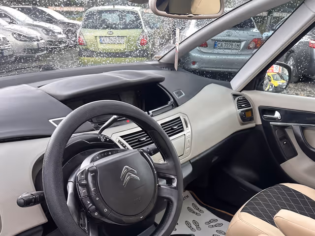 Citroen C4 Picasso - фото 4
