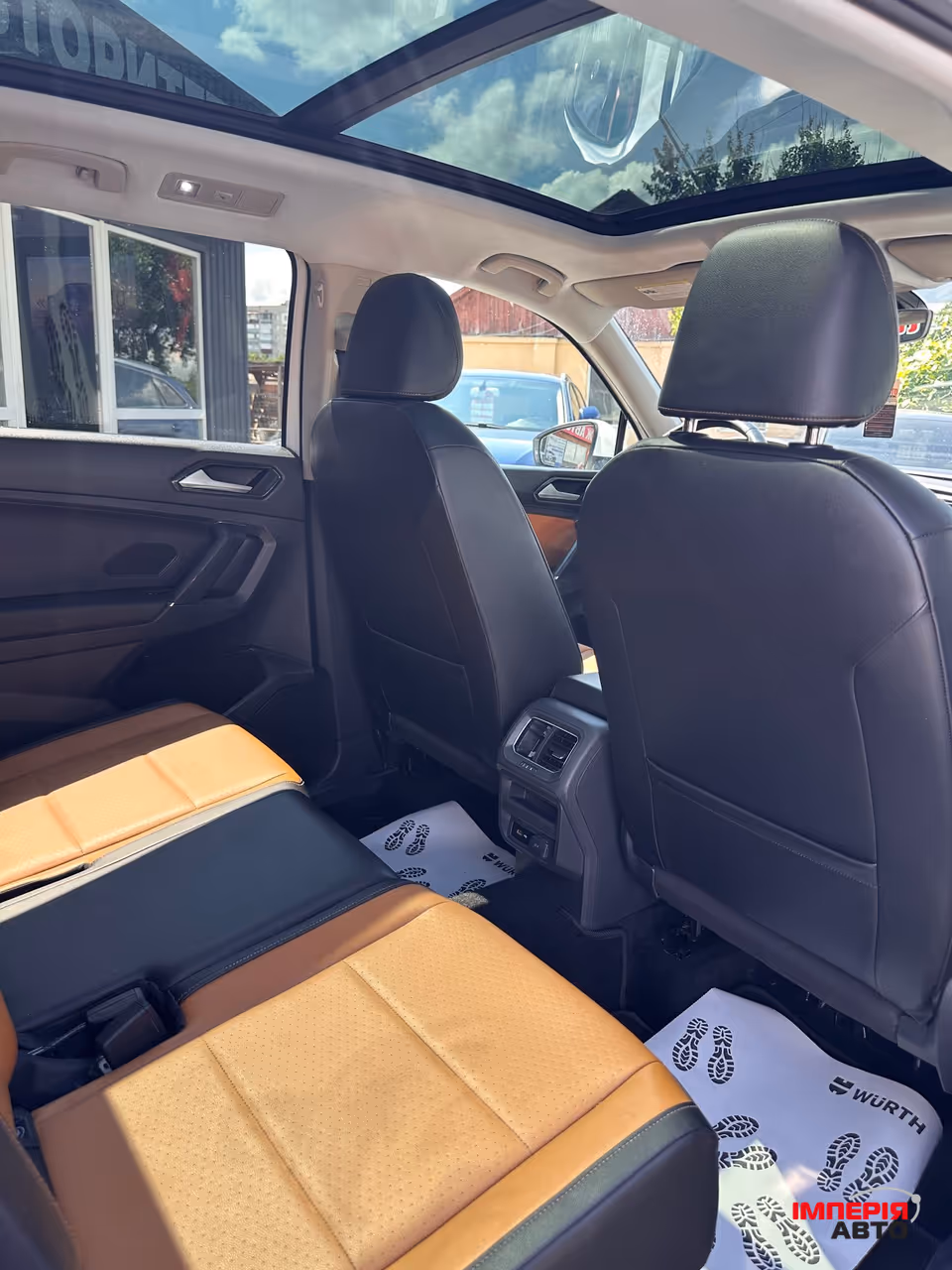 Volkswagen Tiguan - фото 12