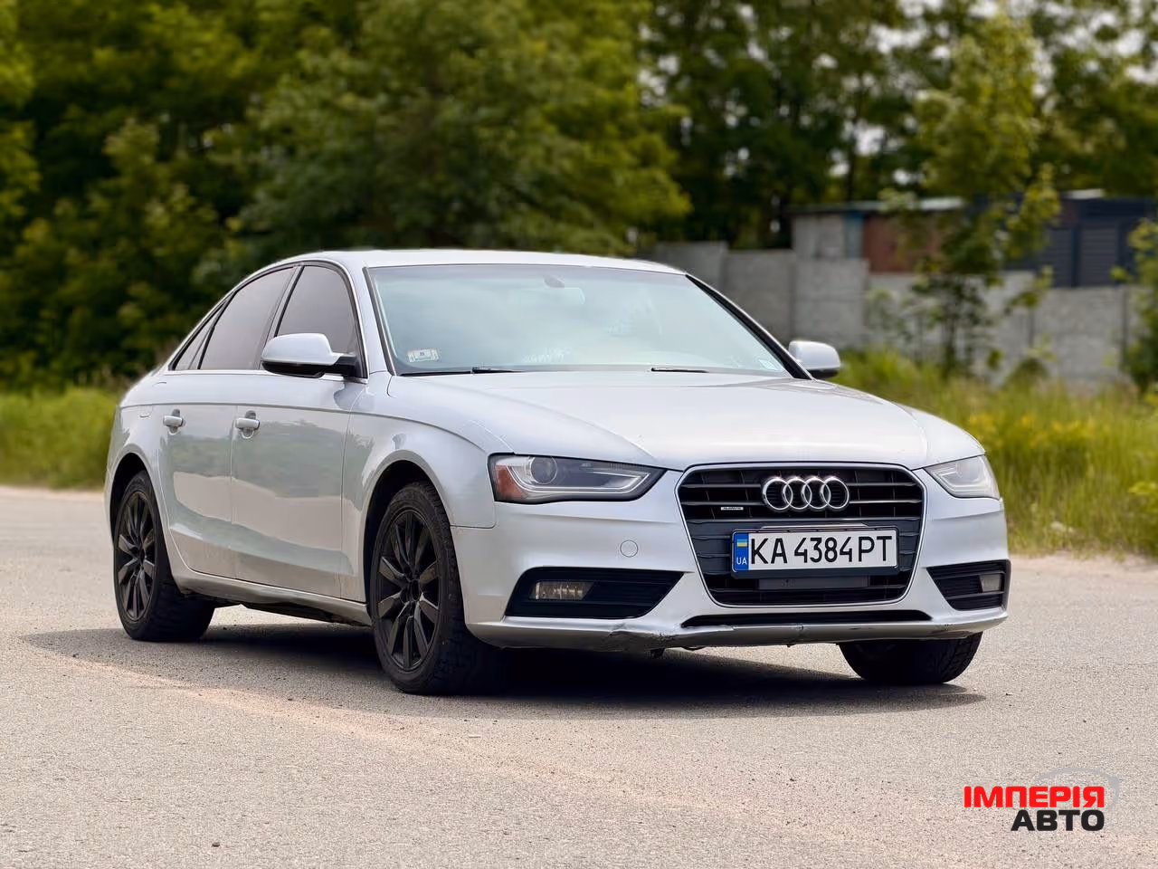Audi A4 - фото 2