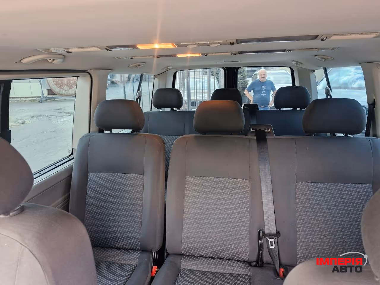 Volkswagen Caravelle - фото 14