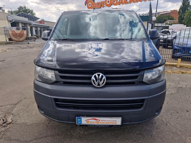 Volkswagen Caravelle - фото 3