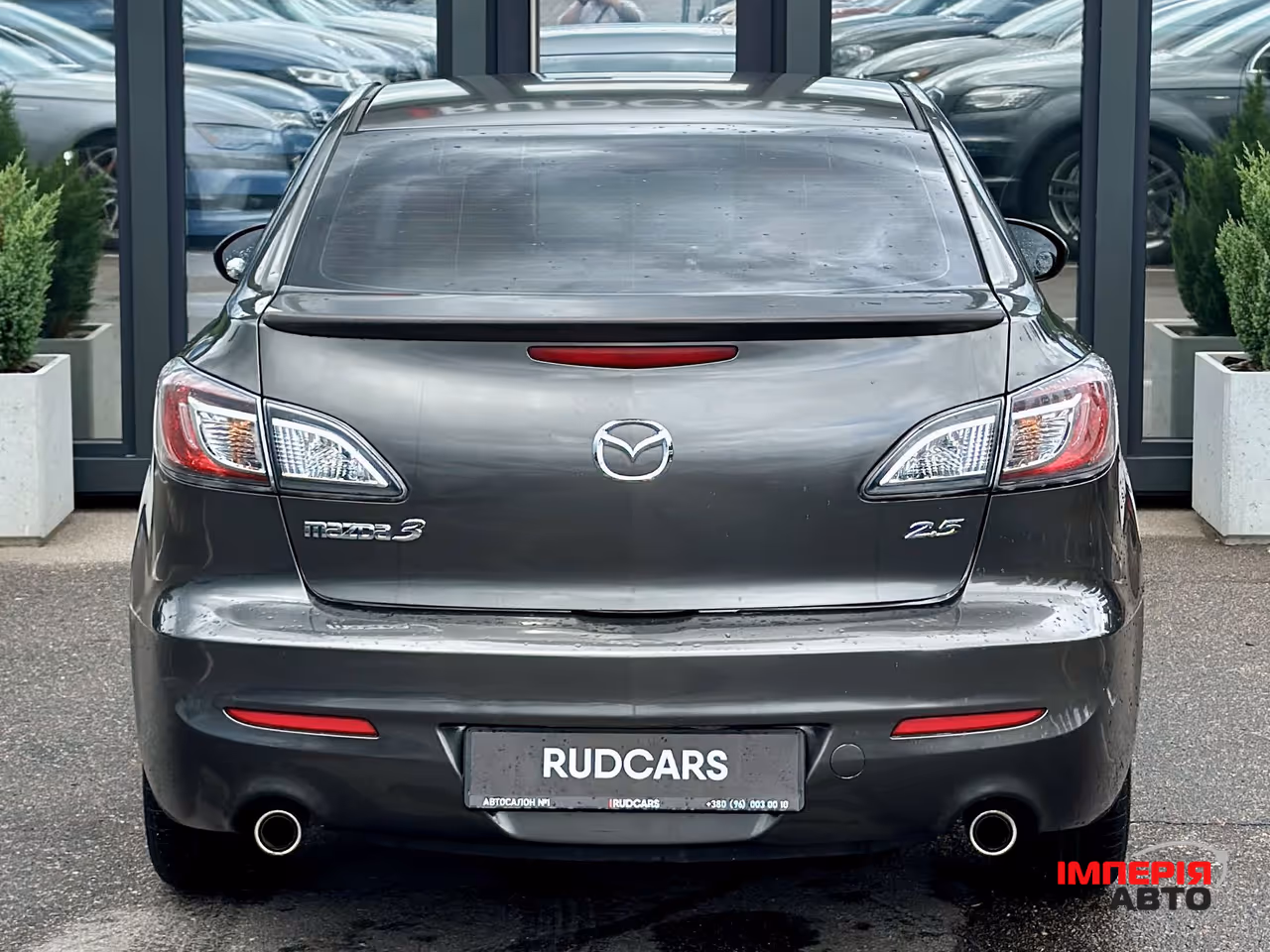 Mazda 3 - фото 5