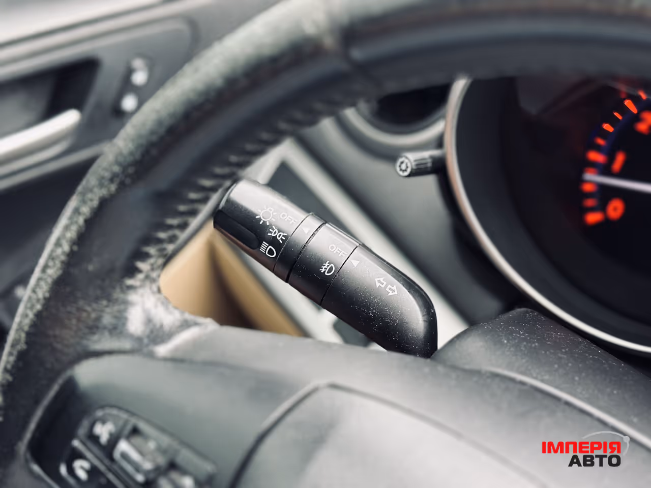 Mazda 3 - фото 39