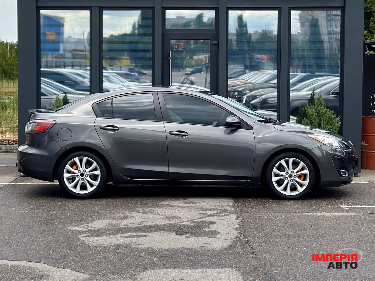 Mazda 3 - фото 6
