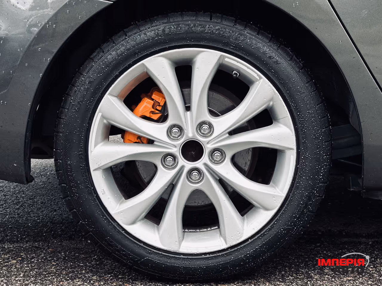 Mazda 3 - фото 10