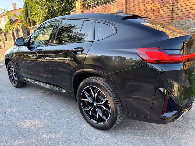 BMW X4 - фото 3