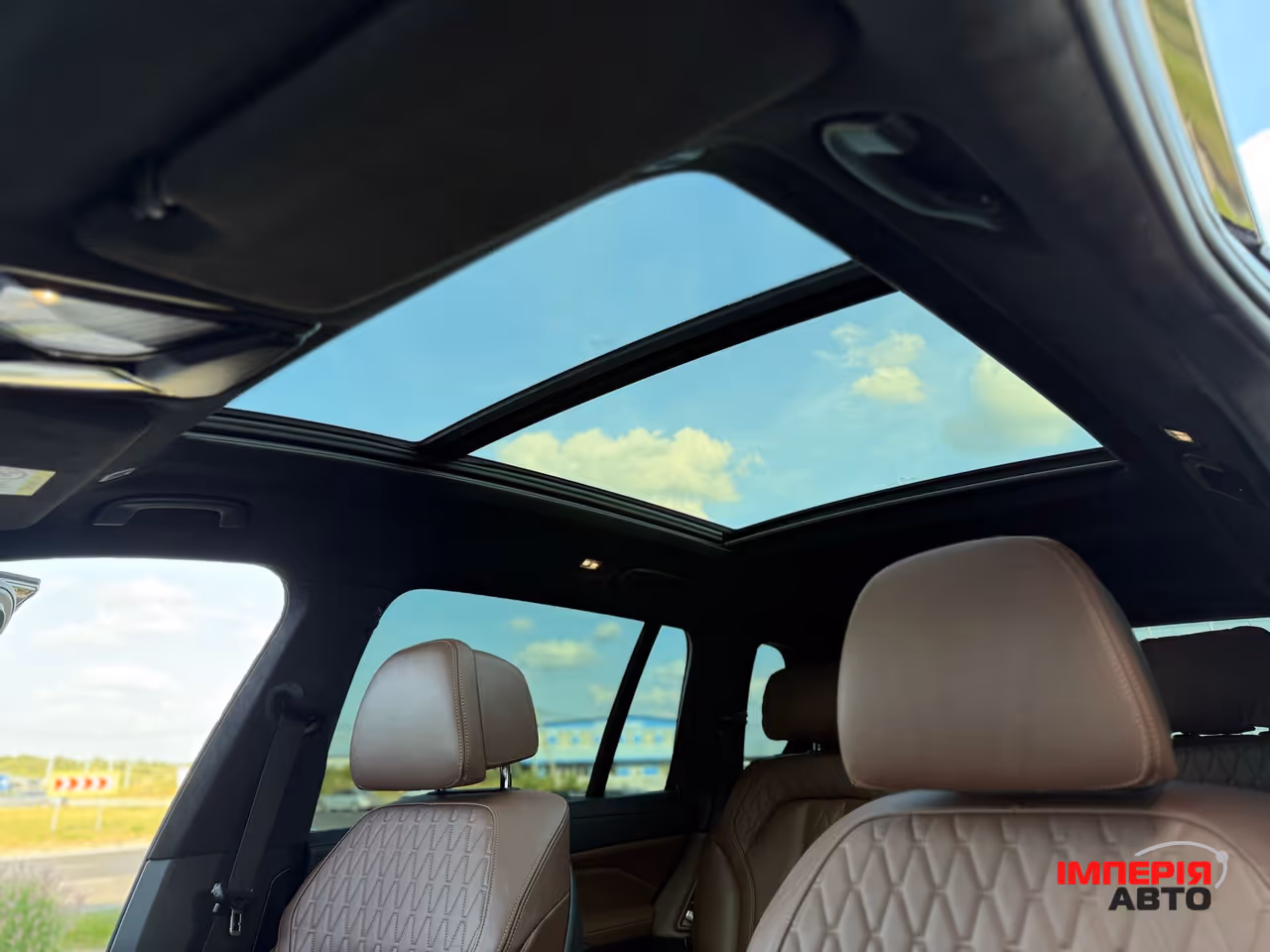 BMW X7 - фото 32
