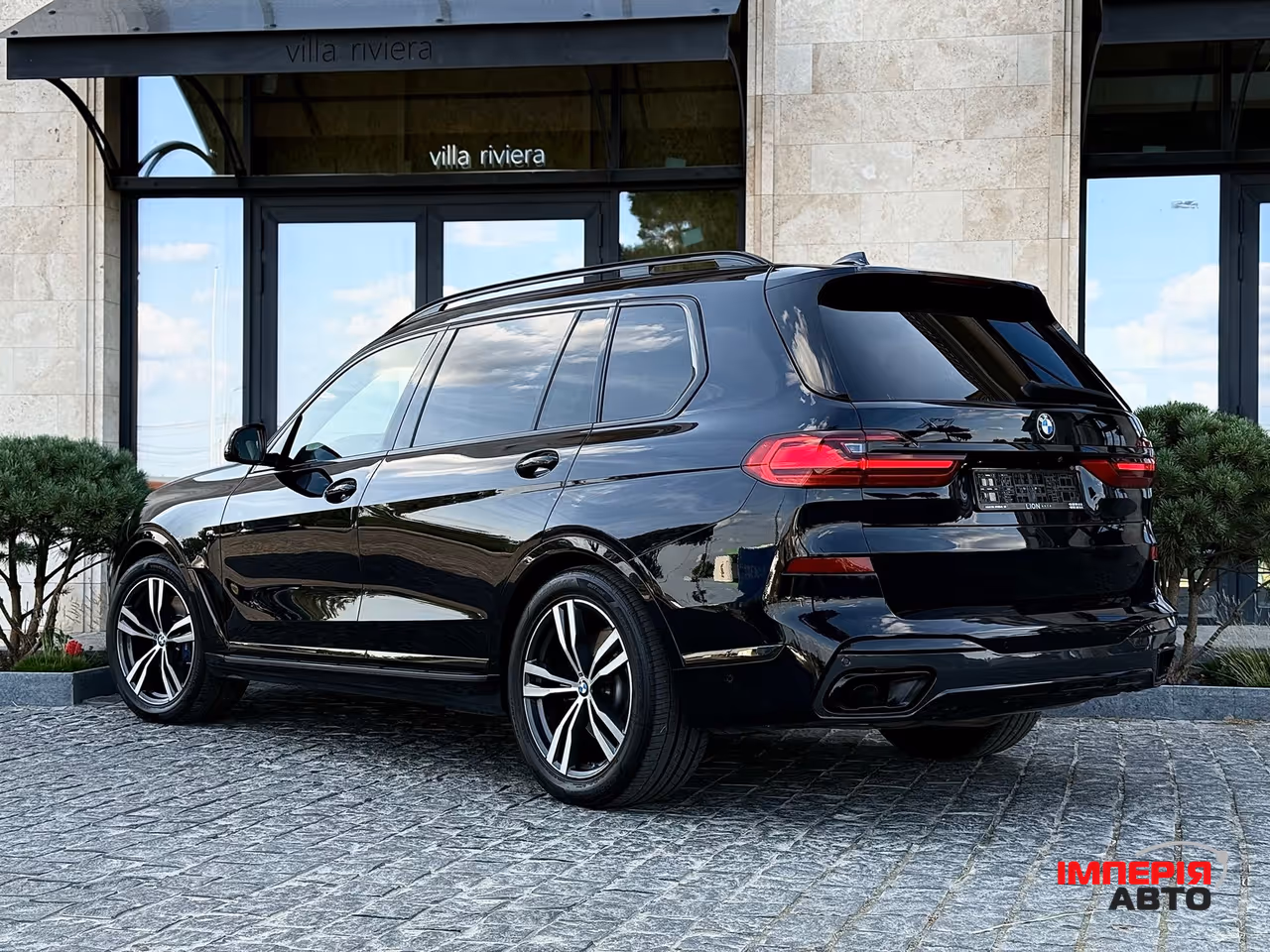 BMW X7 - фото 17