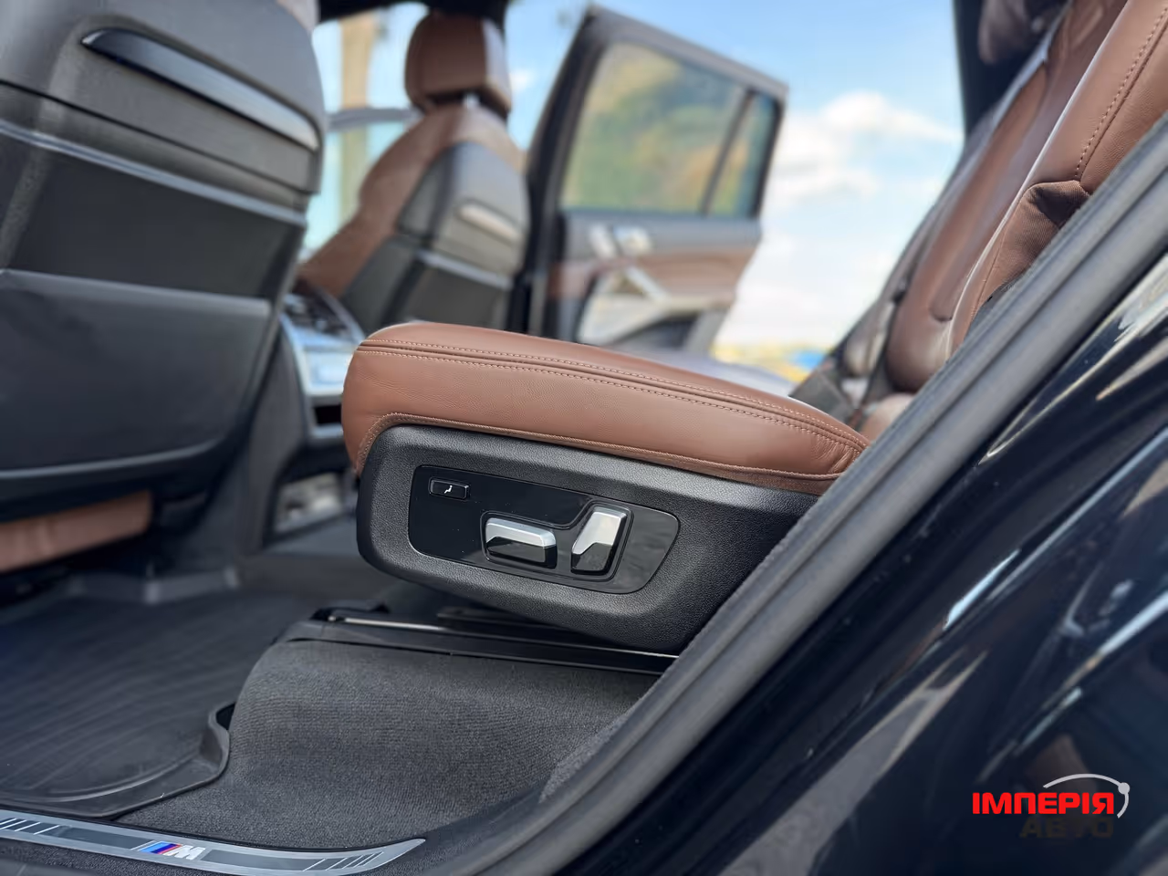 BMW X7 - фото 61