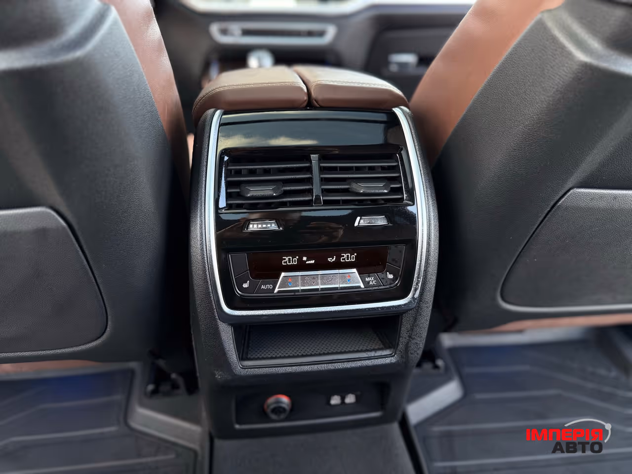 BMW X7 - фото 65