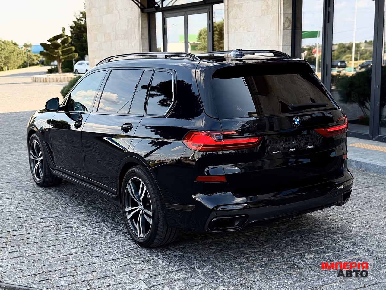 BMW X7 - фото 11