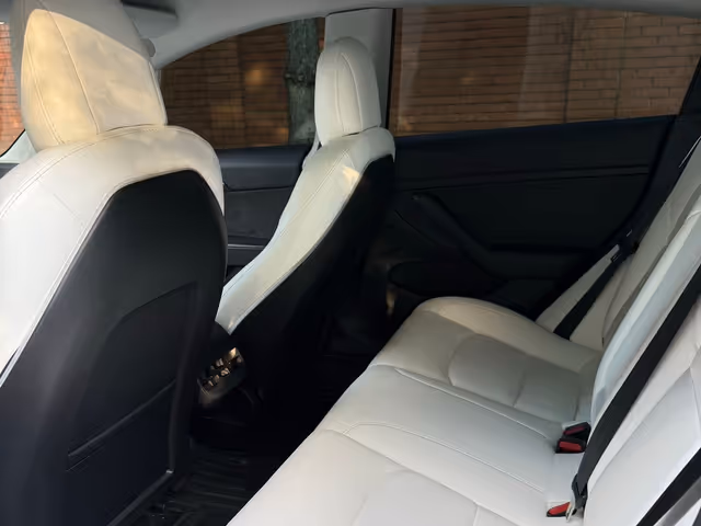 Tesla Model 3 - фото 5