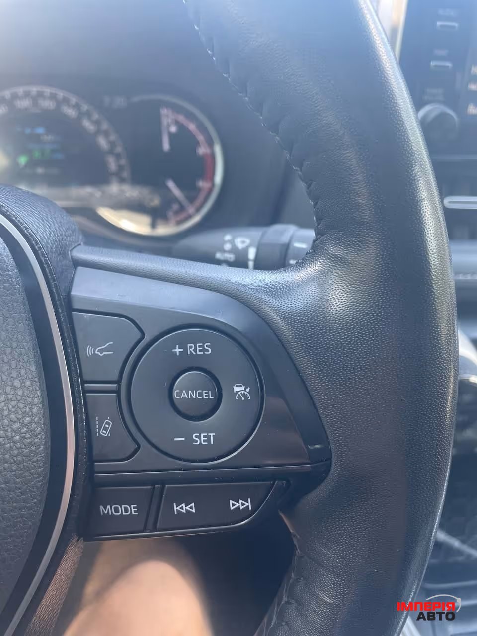 Toyota RAV4 - фото 18