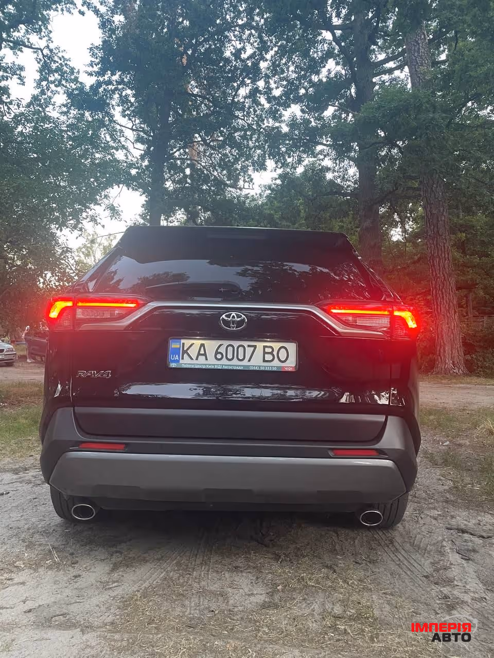 Toyota RAV4 - фото 6