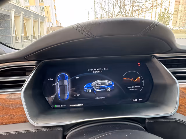 Tesla Model S - фото 5