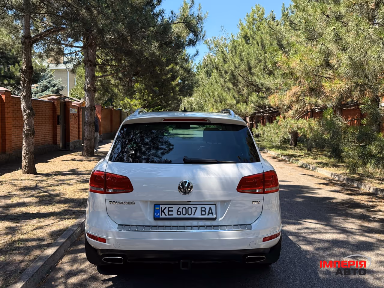 Volkswagen Touareg - фото 8