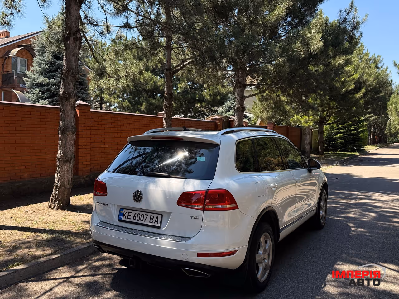 Volkswagen Touareg - фото 9