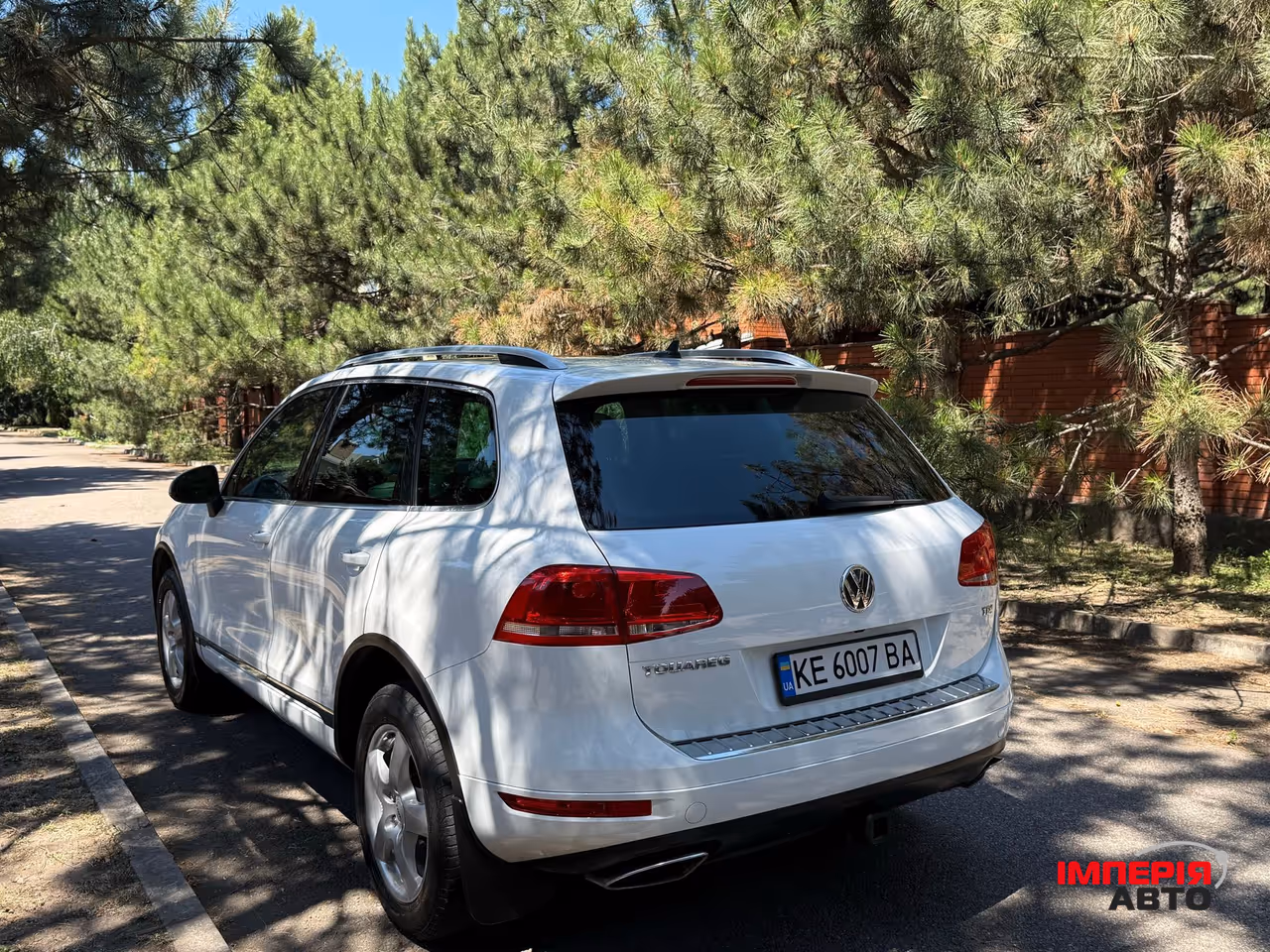 Volkswagen Touareg - фото 7