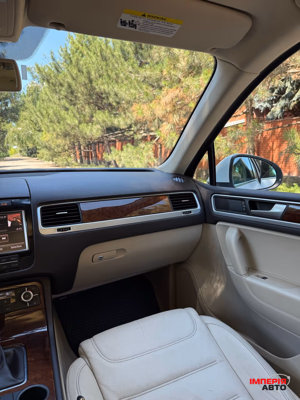 Volkswagen Touareg - фото 14