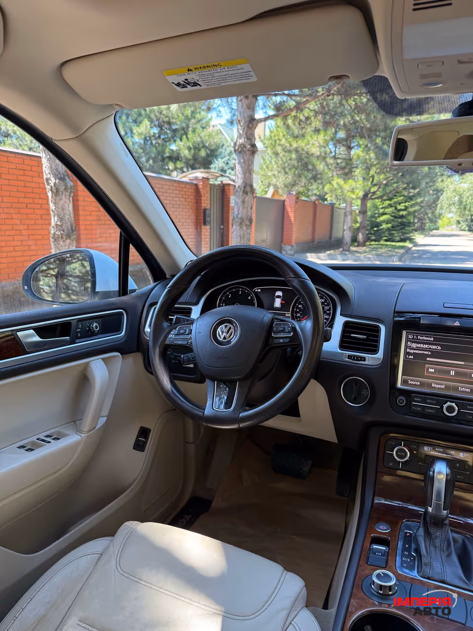 Volkswagen Touareg - фото 12