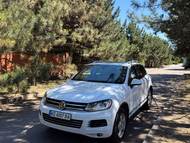 Volkswagen Touareg - фото 3