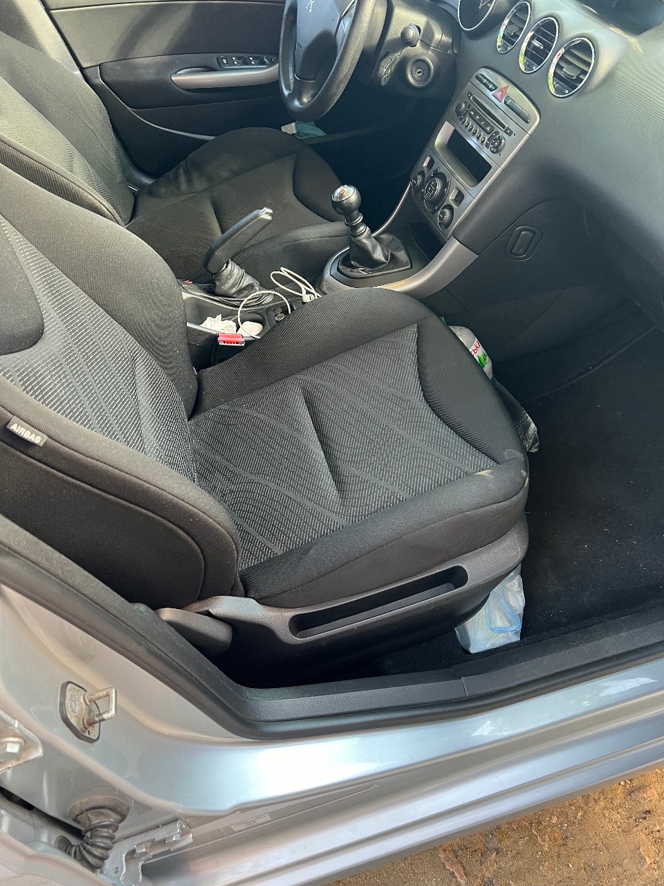 Peugeot 308 - фото 8