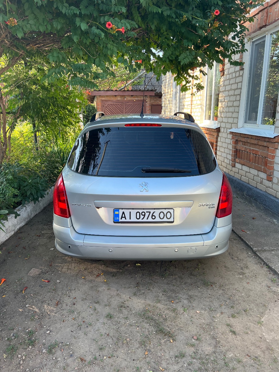 Peugeot 308 - фото 1