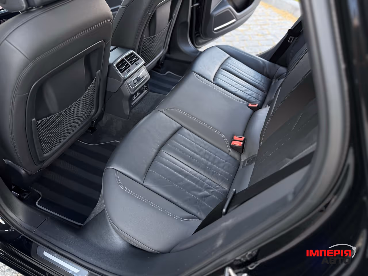 Audi A6 - фото 49