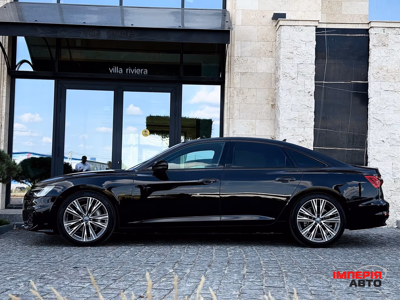 Audi A6 - фото 11