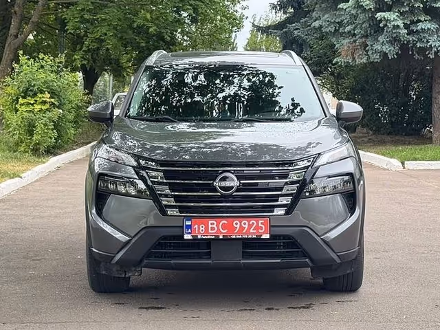 Nissan Rogue - фото 1
