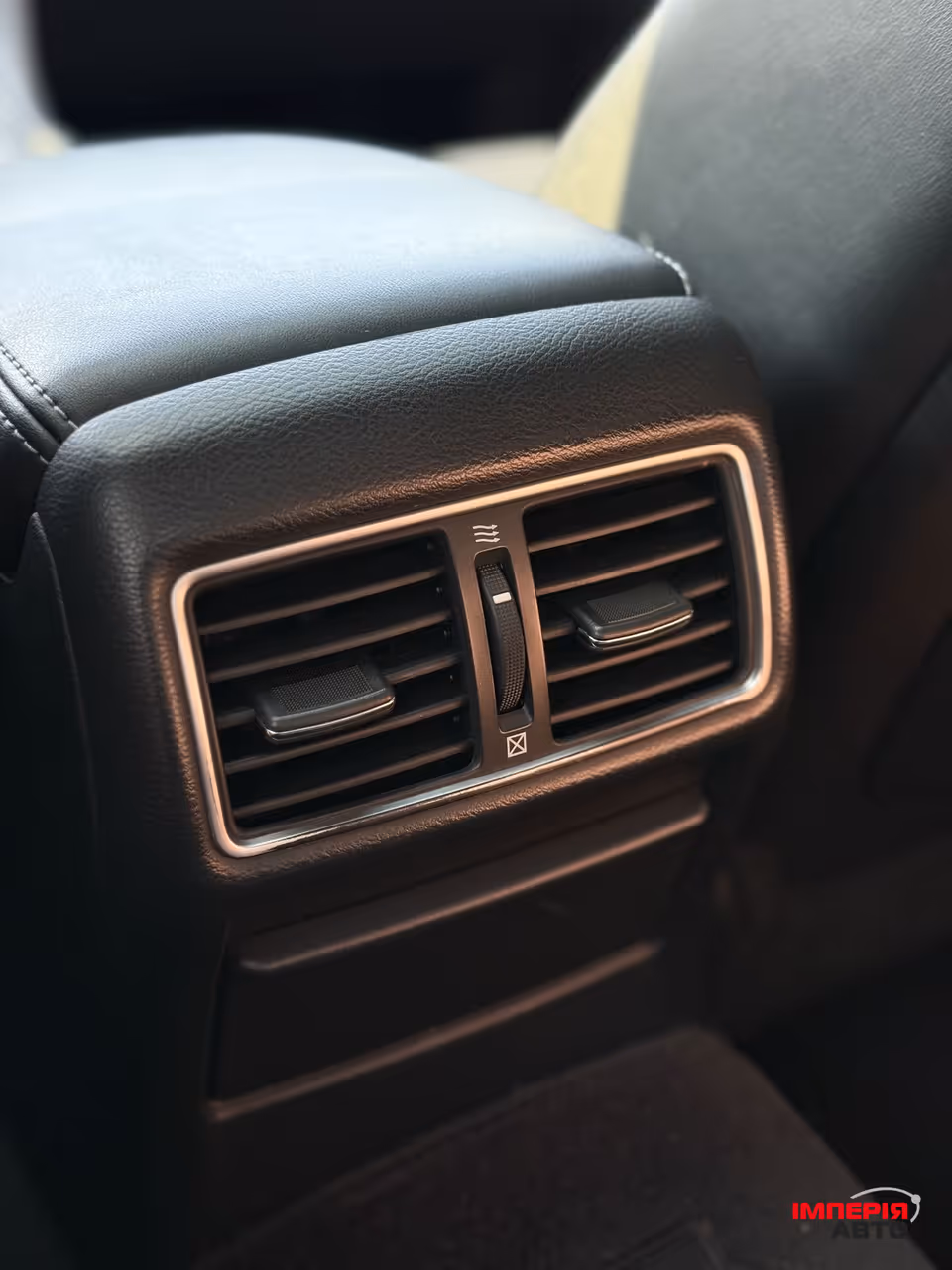 Infiniti Q50 - фото 16