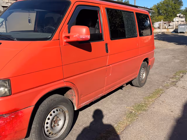 Volkswagen Transporter - фото 2