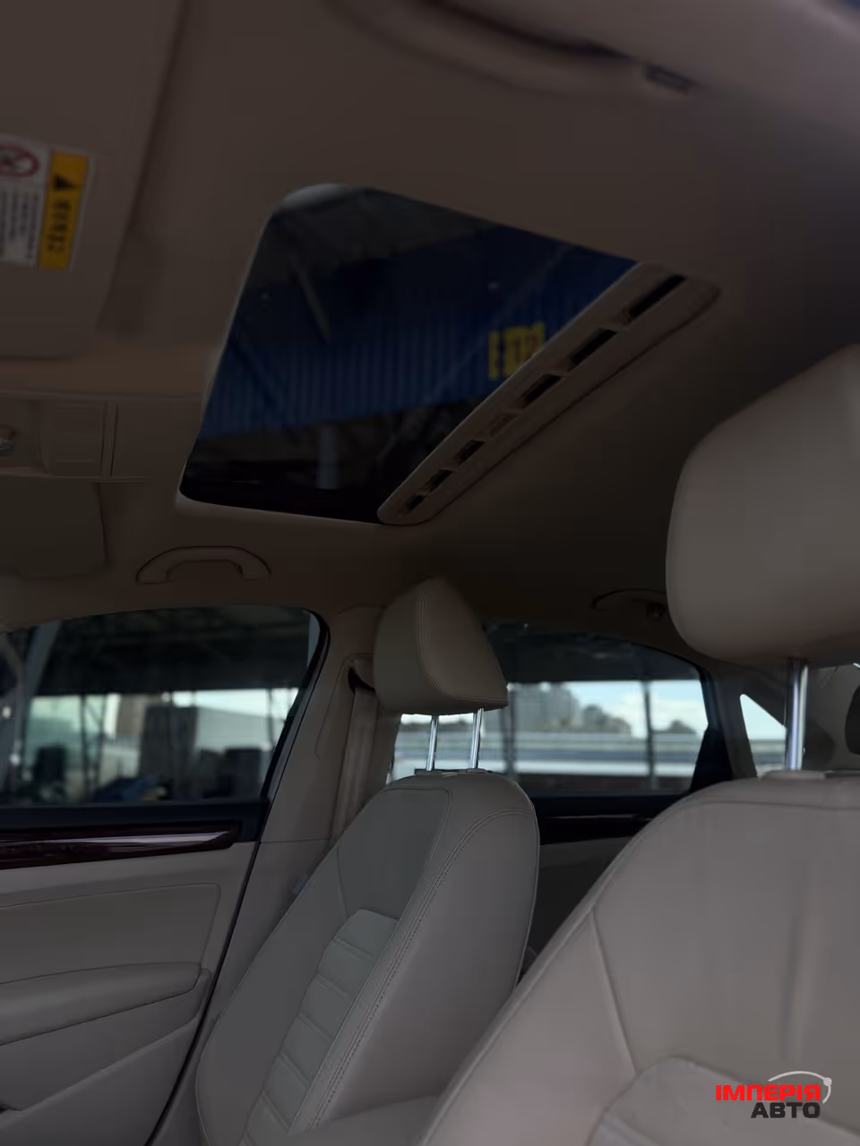 Volkswagen Passat - фото 17