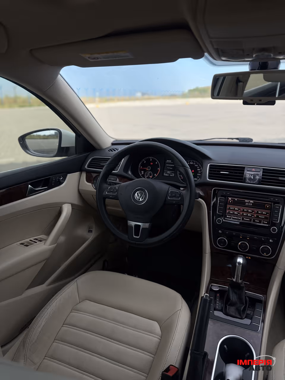 Volkswagen Passat - фото 8