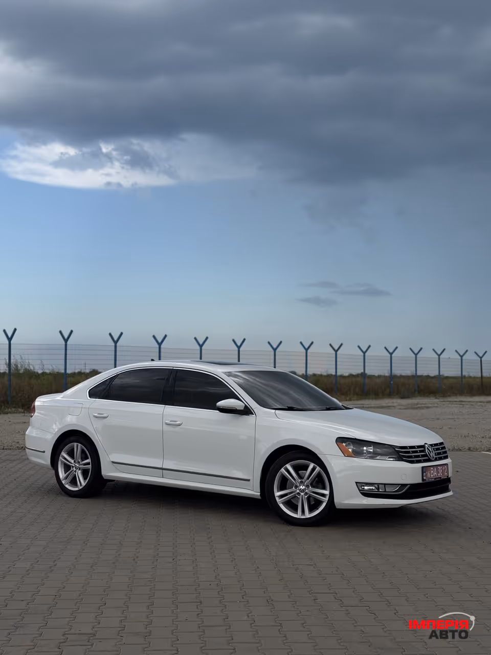 Volkswagen Passat - фото 3
