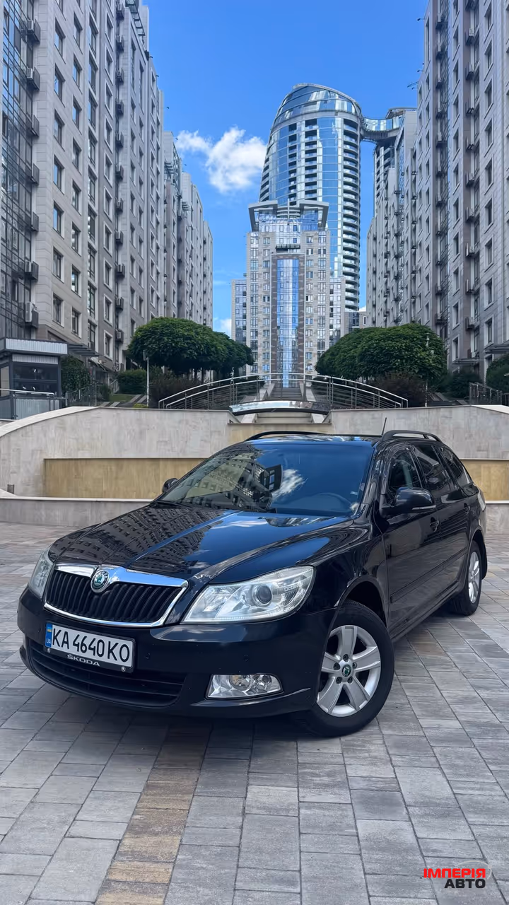 Skoda Octavia - фото 1