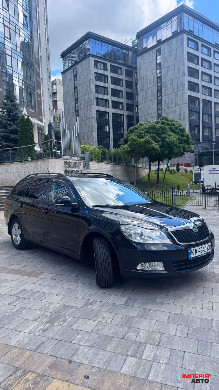 Skoda Octavia - фото 2
