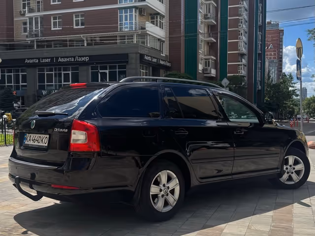 Skoda Octavia - фото 5