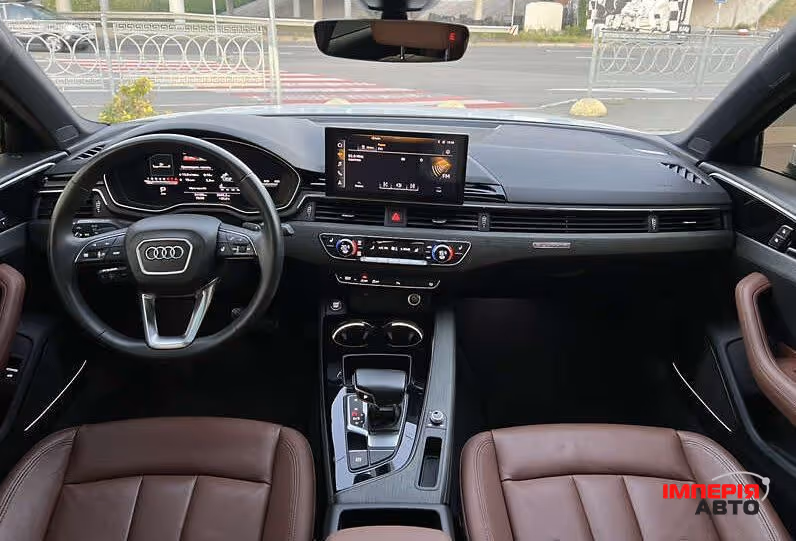 Audi A4 - фото 21
